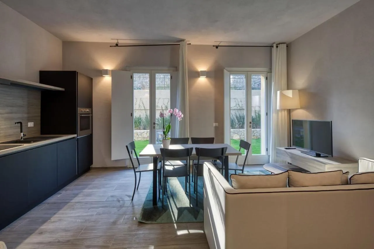 Residence Via Di Francia Arenzano Aparthotel